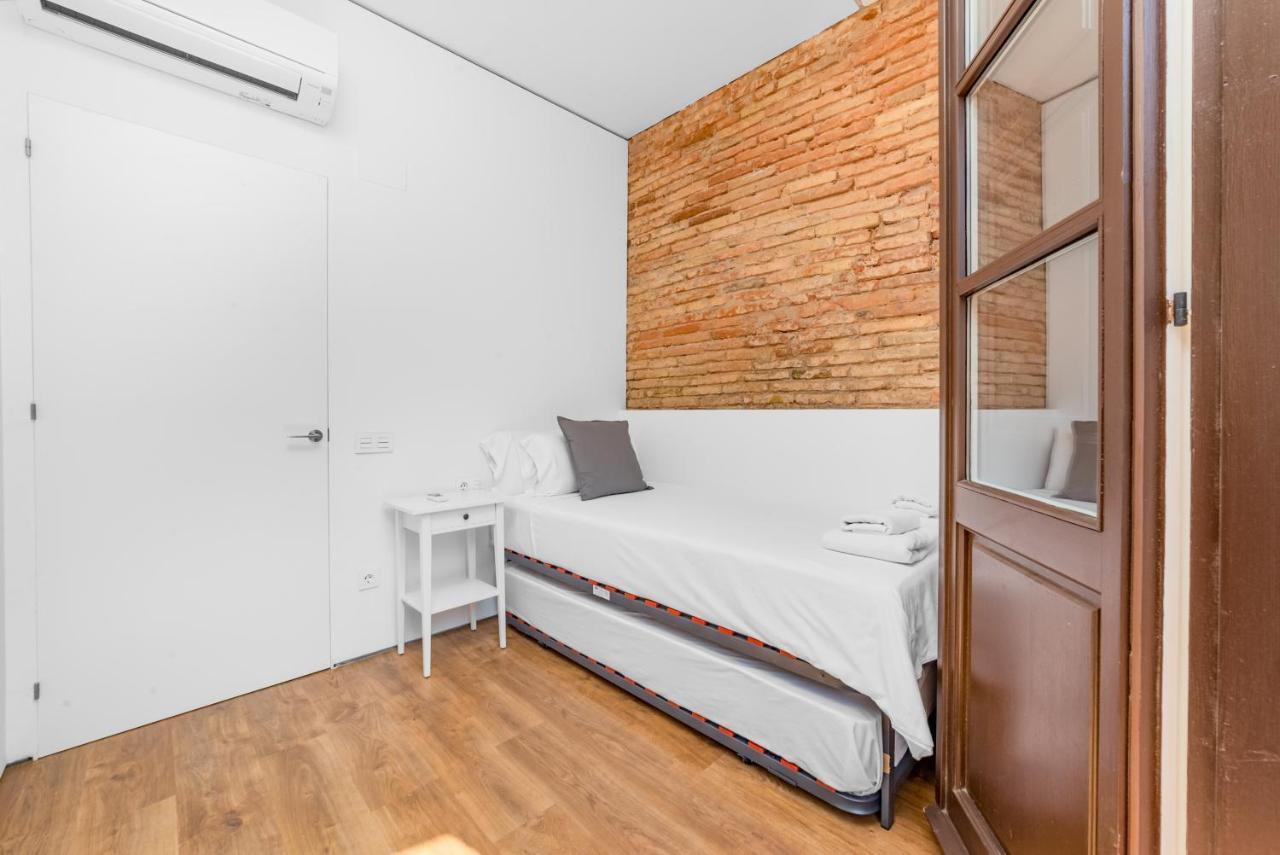 Appartamento Lodging Modern In Downtown With Lovely Balcony Barcellona